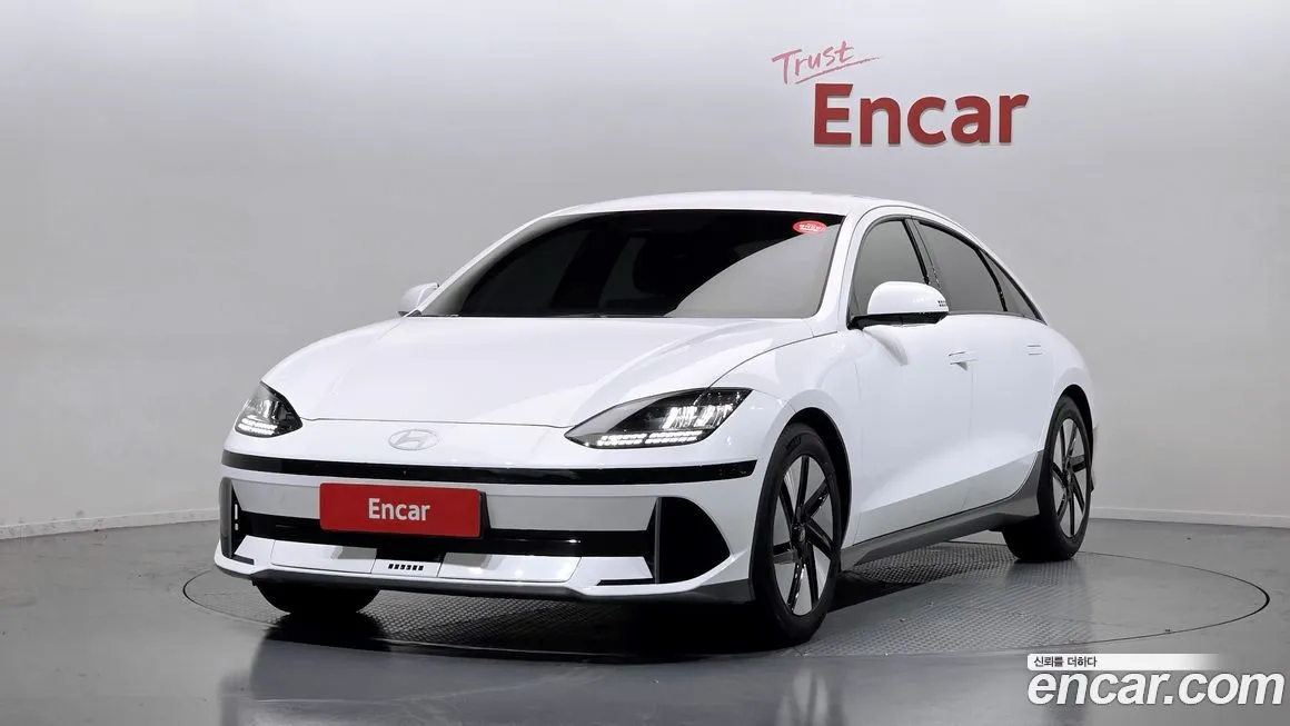 Hyundai Ioniq6 — фото 1