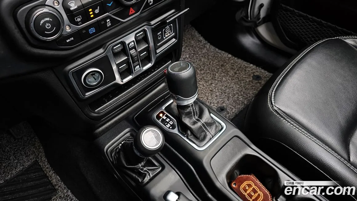 Jeep Wrangler 2021 из KR, фото 5