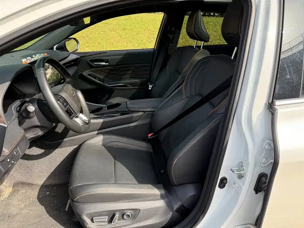 Toyota Avalon 2025 из CN, фото 3