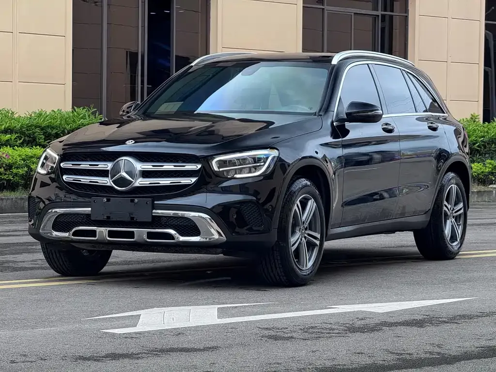 Mercedes-Benz GLC — фото 1