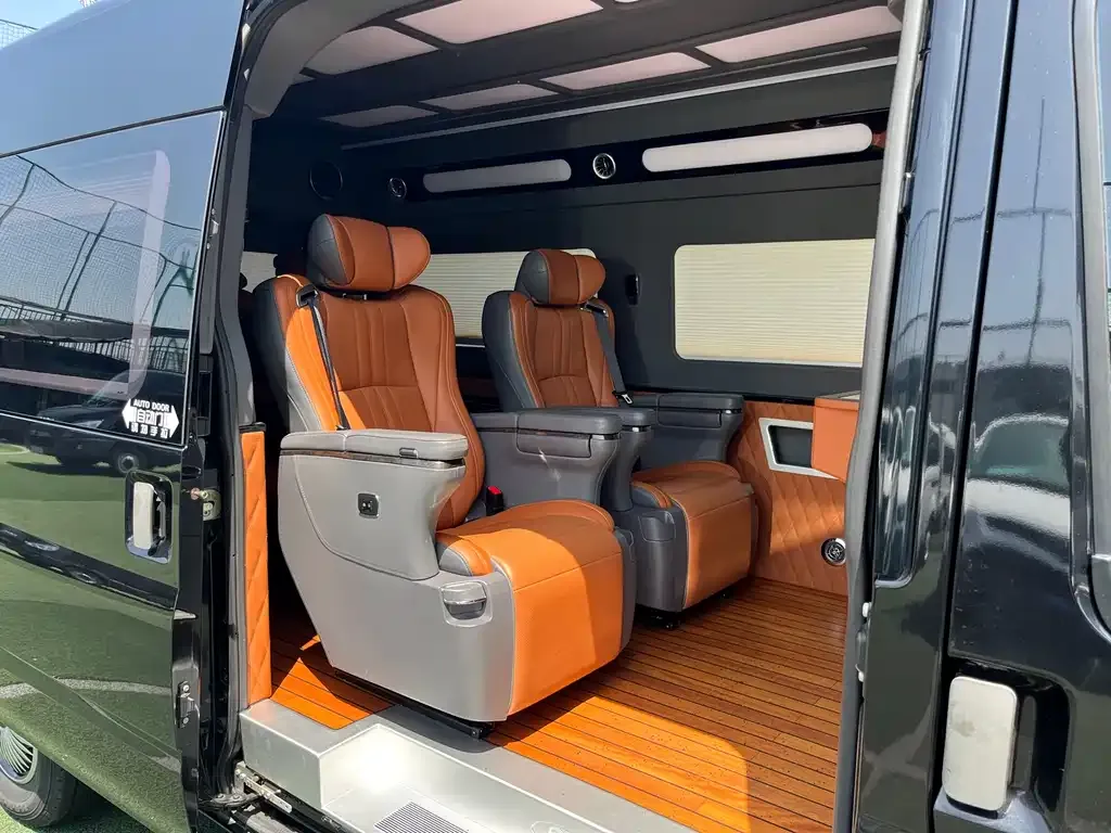 Ford Transit Custom 2021 из CN, фото 3