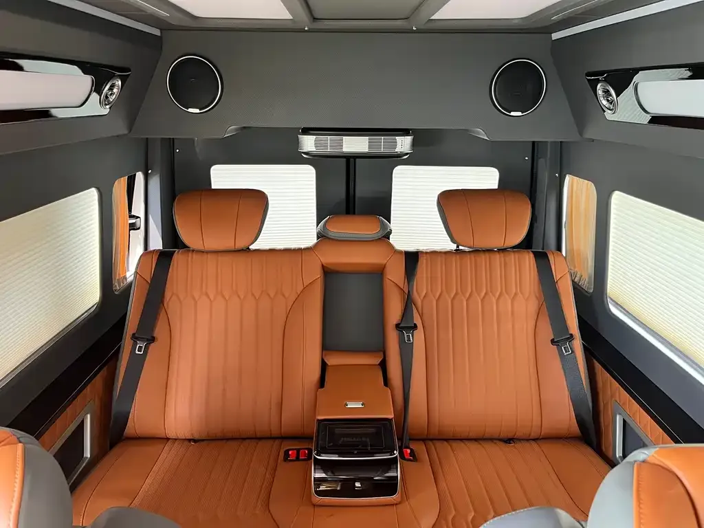Ford Transit Custom 2021 из CN, фото 2