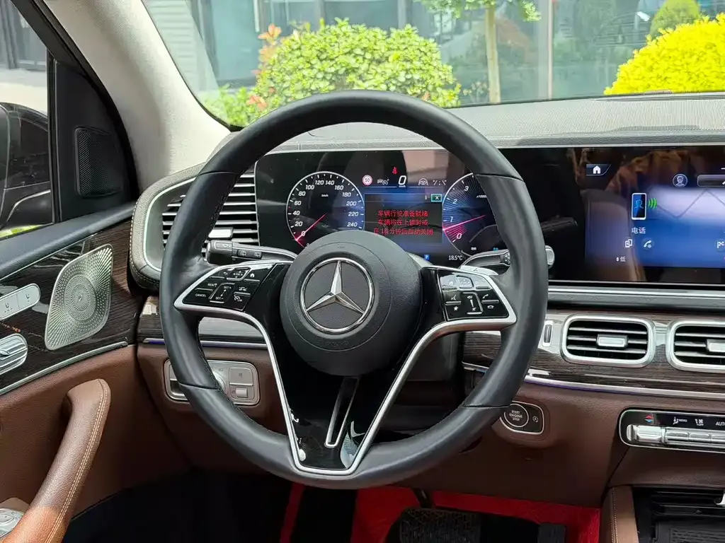 Mercedes-Benz GLE — фото 6