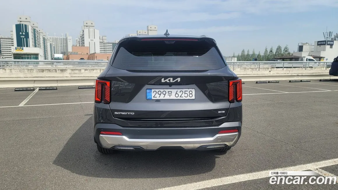 Kia Sorento — фото 10