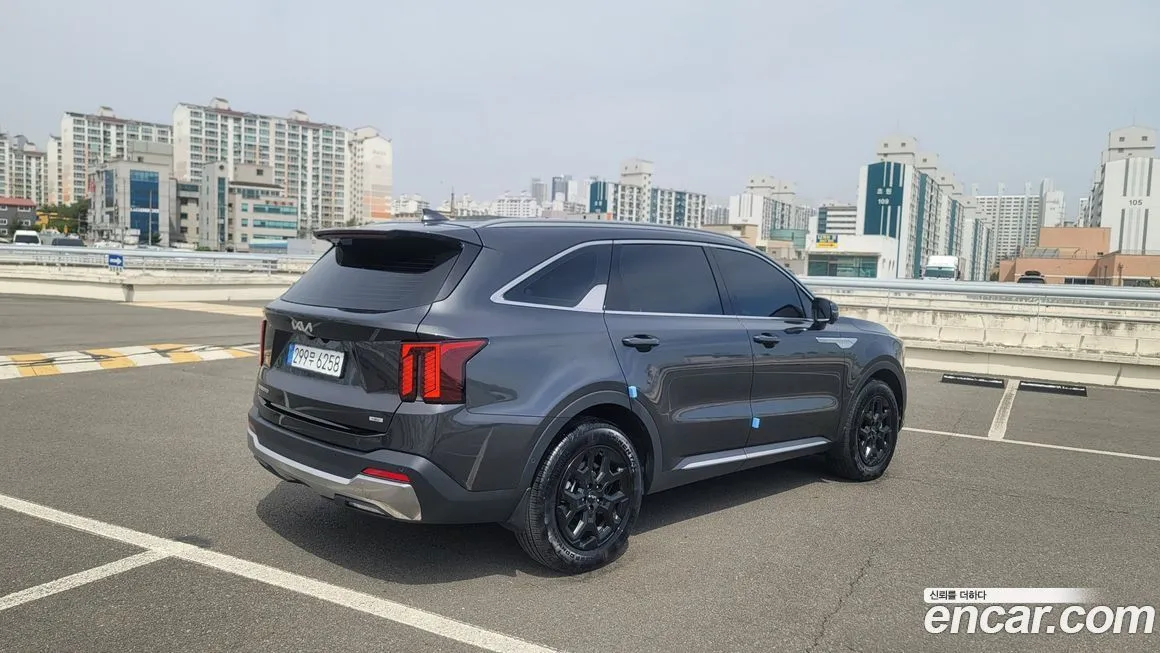 Kia Sorento — фото 4