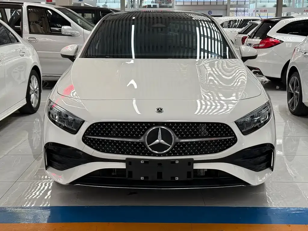 Mercedes-Benz A-Class — фото 9