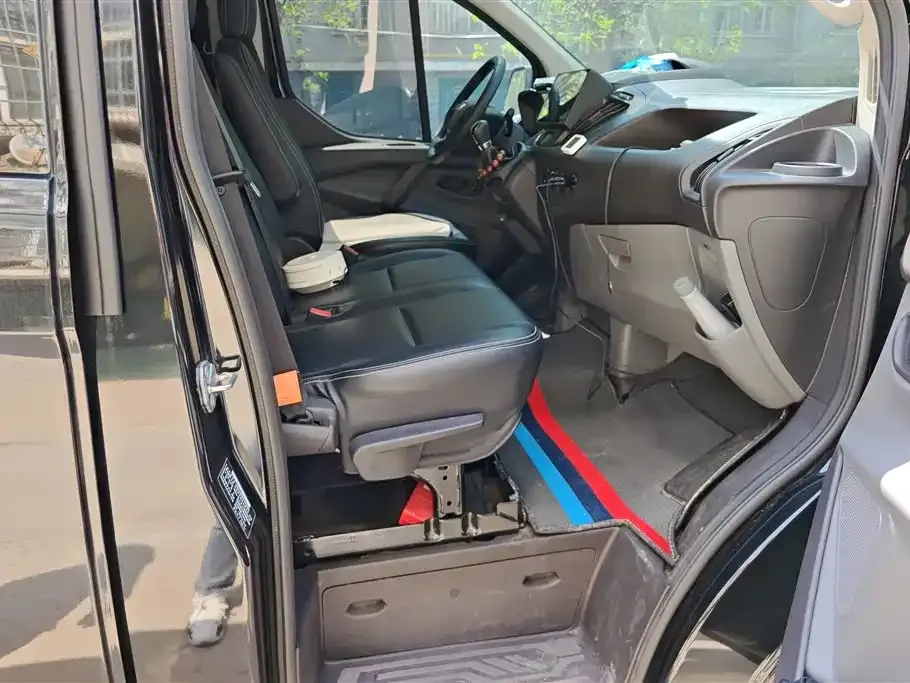 Ford Transit 2022 из CN, фото 9