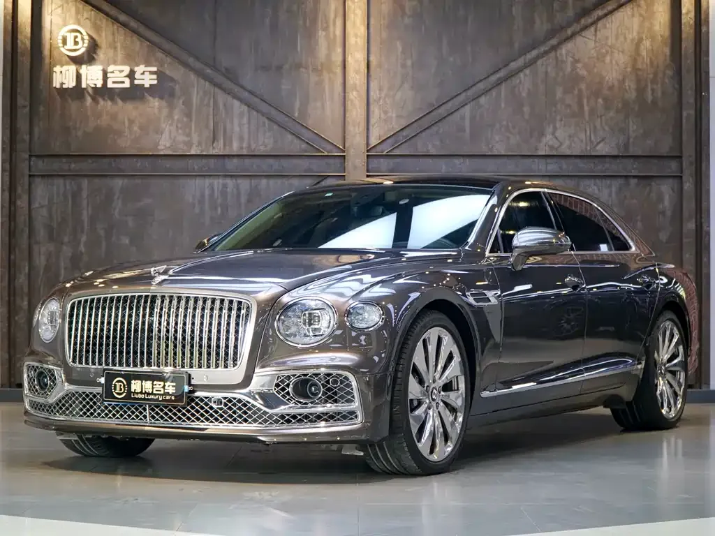 Bentley Flying Spur — фото 1