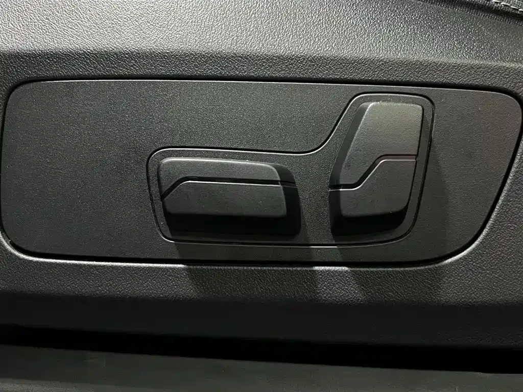 BMW X1 — фото 9