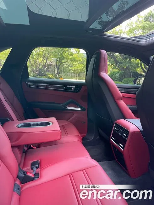 Porsche Cayenne 2021 из KR, фото 8