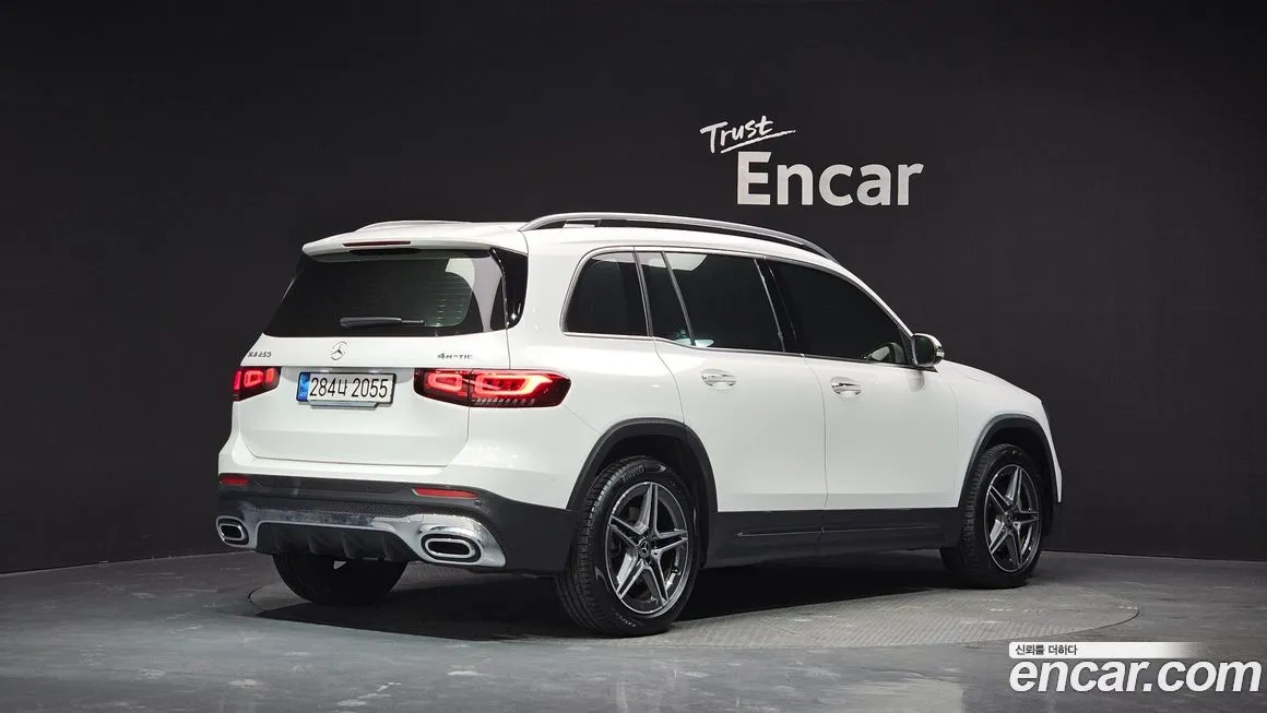 Mercedes-Benz GLB-Class — фото 2