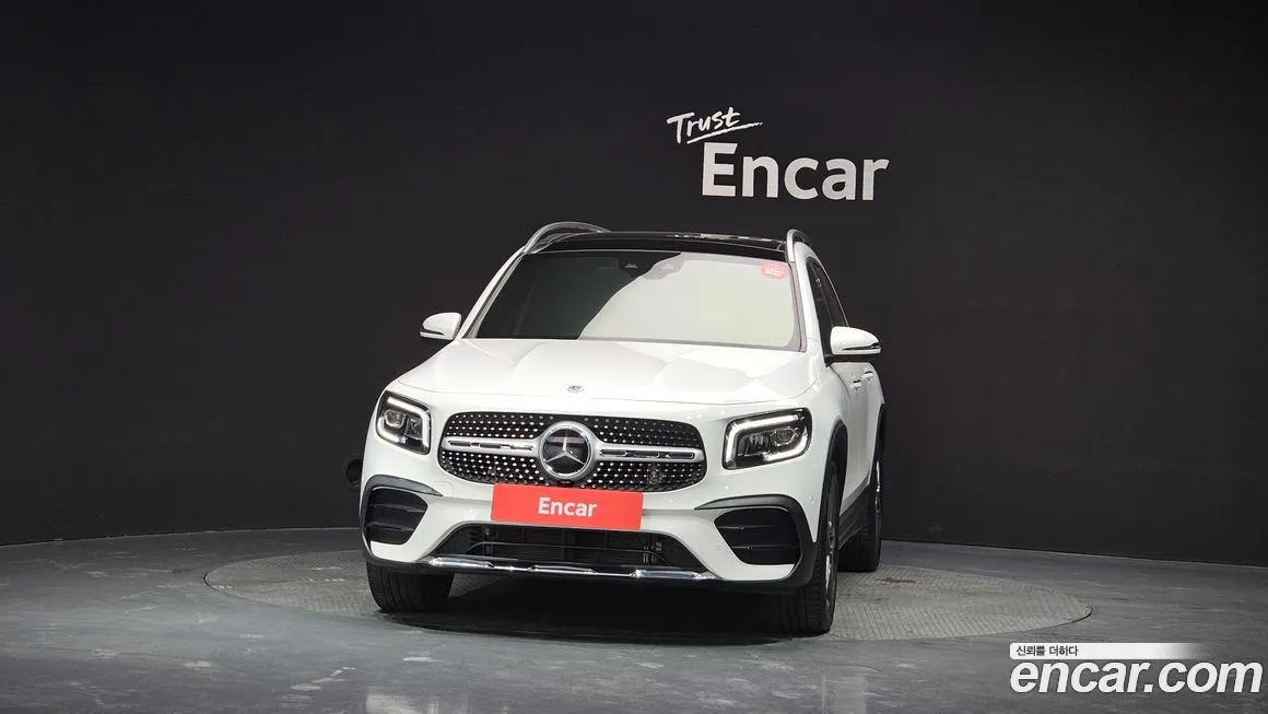 Mercedes-Benz GLB-Class — фото 4