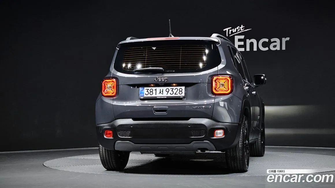 Jeep Renegade 2023 из KR, фото 7