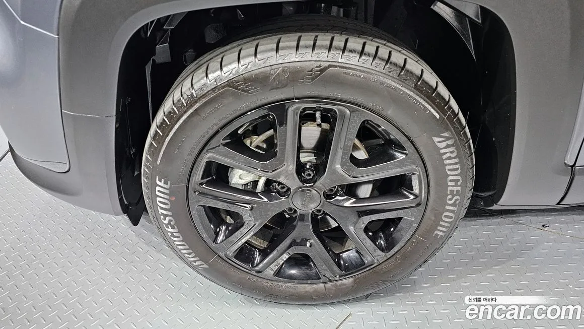 Jeep Renegade 2023 из KR, фото 5