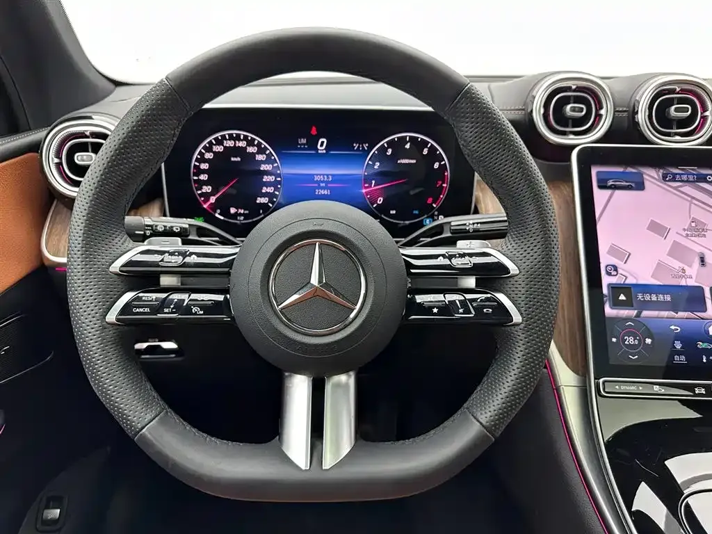 Mercedes-Benz GLC — фото 10