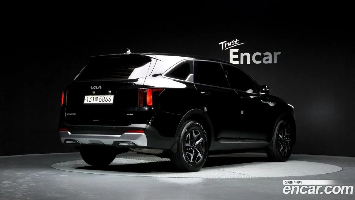 Kia Sorento — фото 4