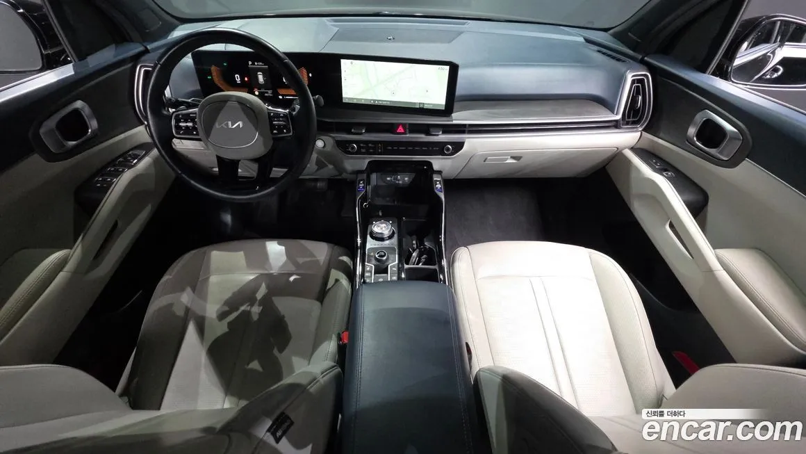 Kia Sorento — фото 10