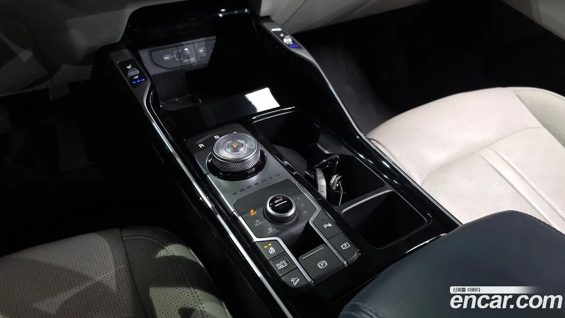 Kia Sorento — фото 6