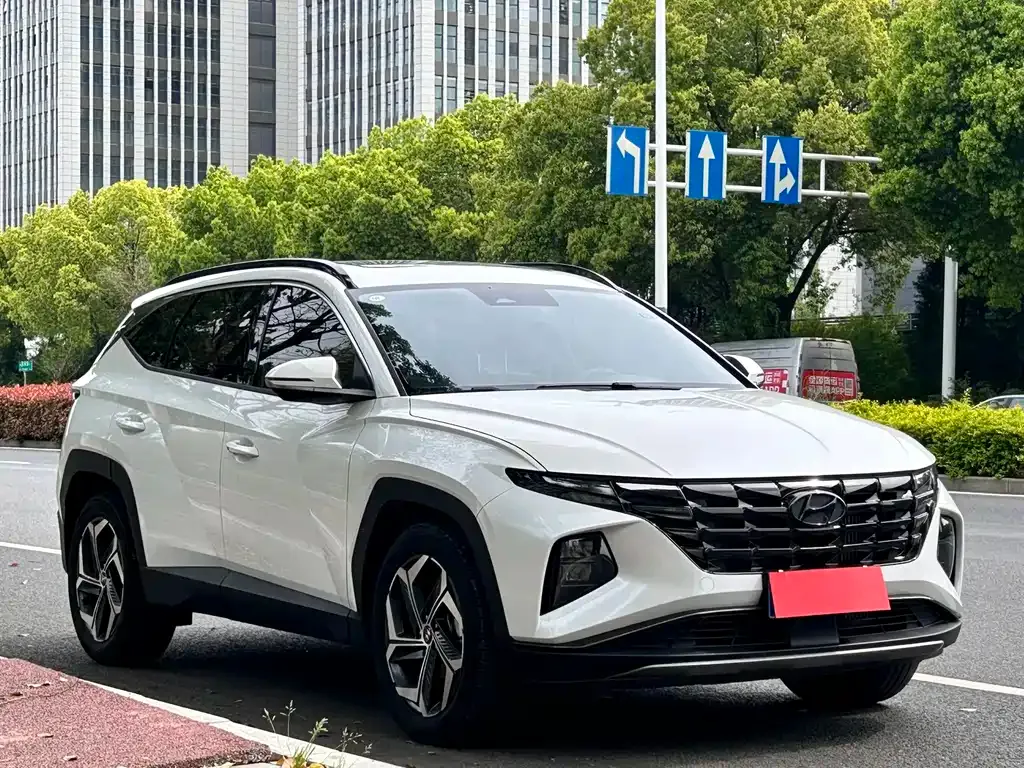 Hyundai Tucson — фото 8
