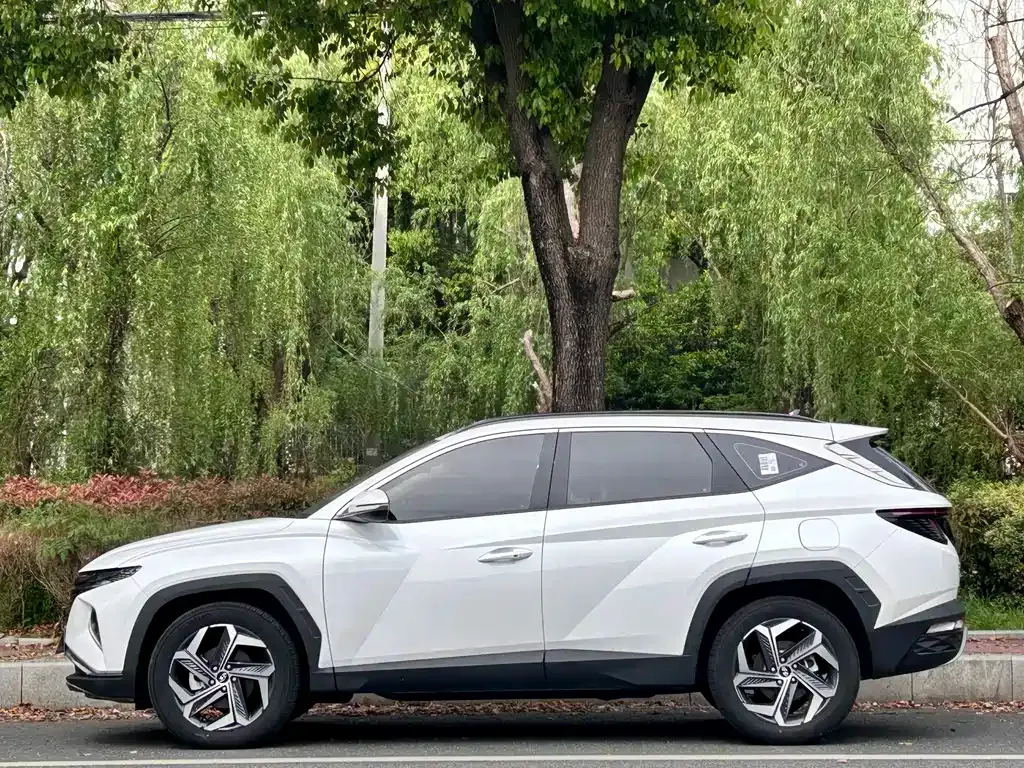 Hyundai Tucson — фото 6