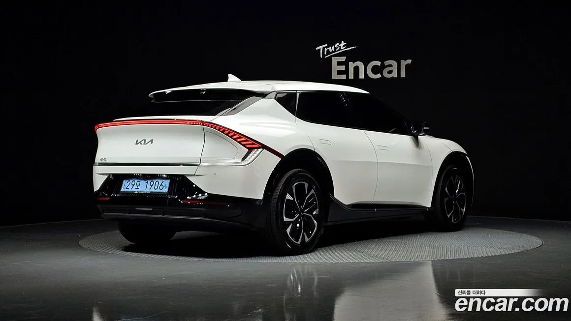 Kia EV6 — фото 4