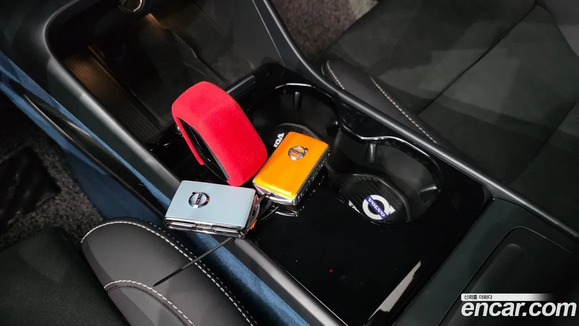 Volvo C40 2023 из KR, фото 5