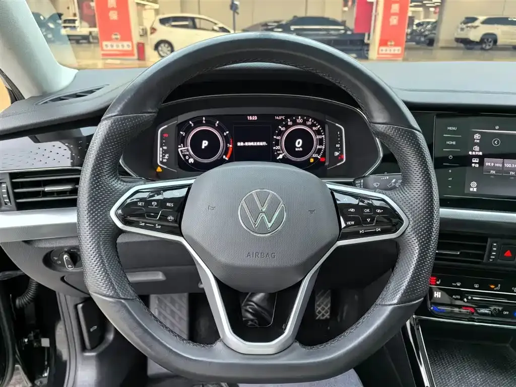 Volkswagen Passat — фото 7