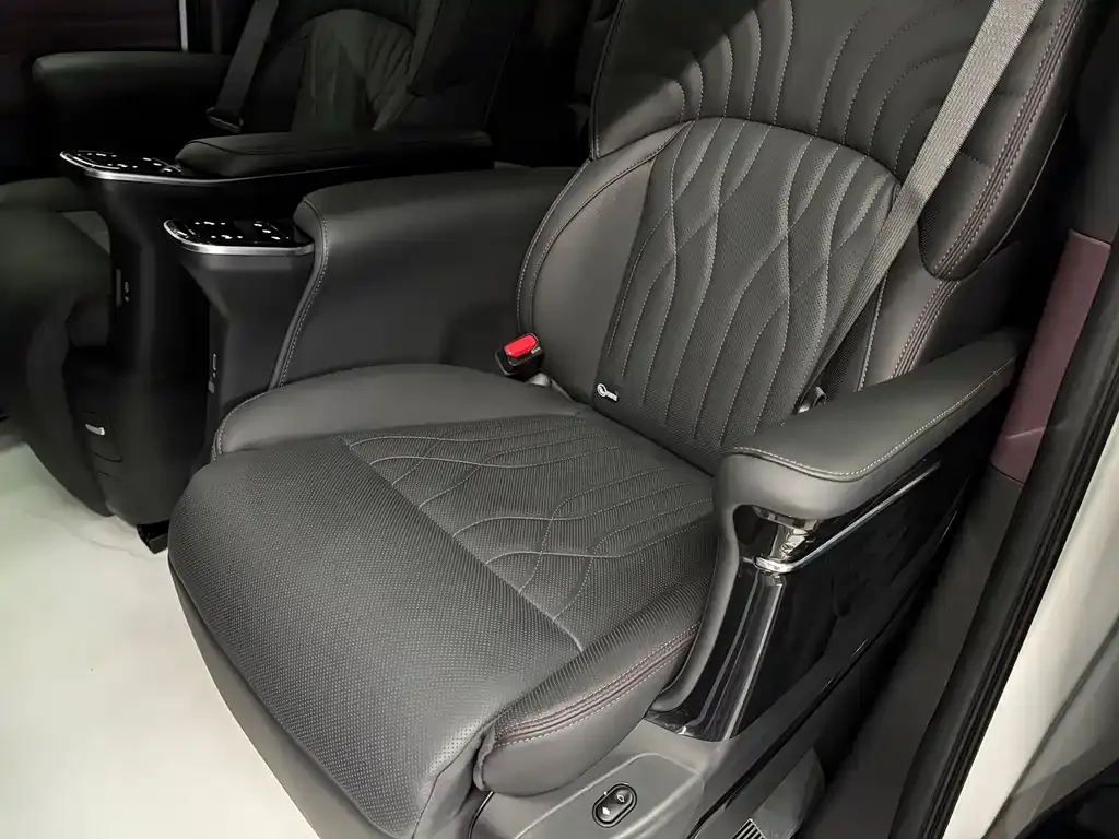 GAC Motor Trumpchi M8 — фото 8