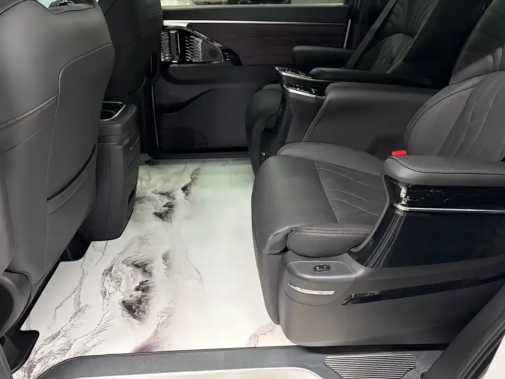 GAC Motor Trumpchi M8 — фото 7