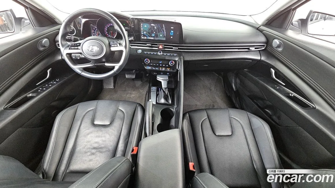 Hyundai AVANTE 2021 из KR, фото 3