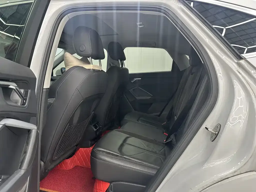 Audi Q3 Sportback 2021 из CN, фото 3