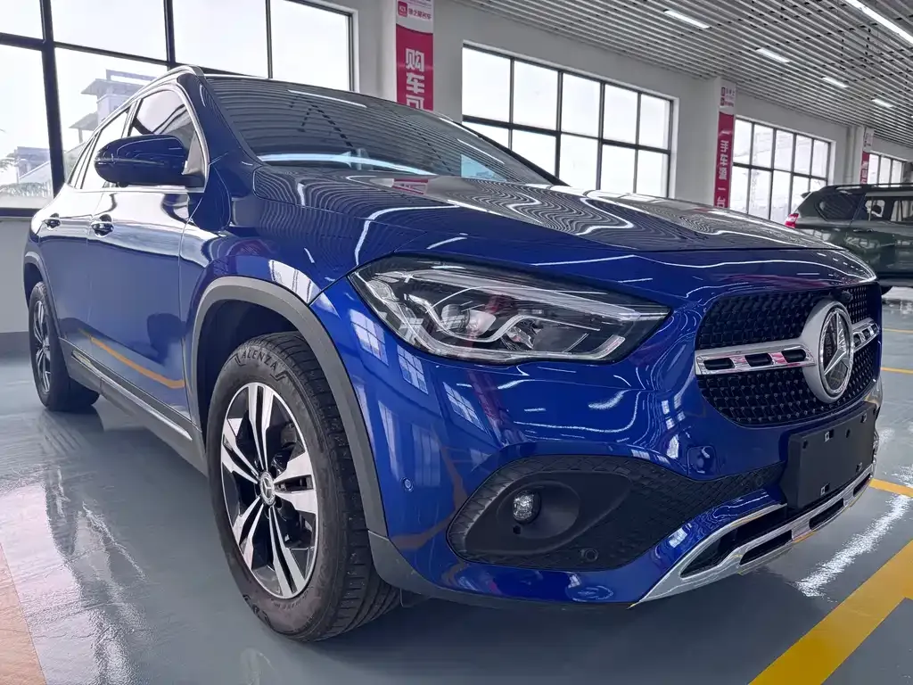 Mercedes-Benz GLA — фото 10