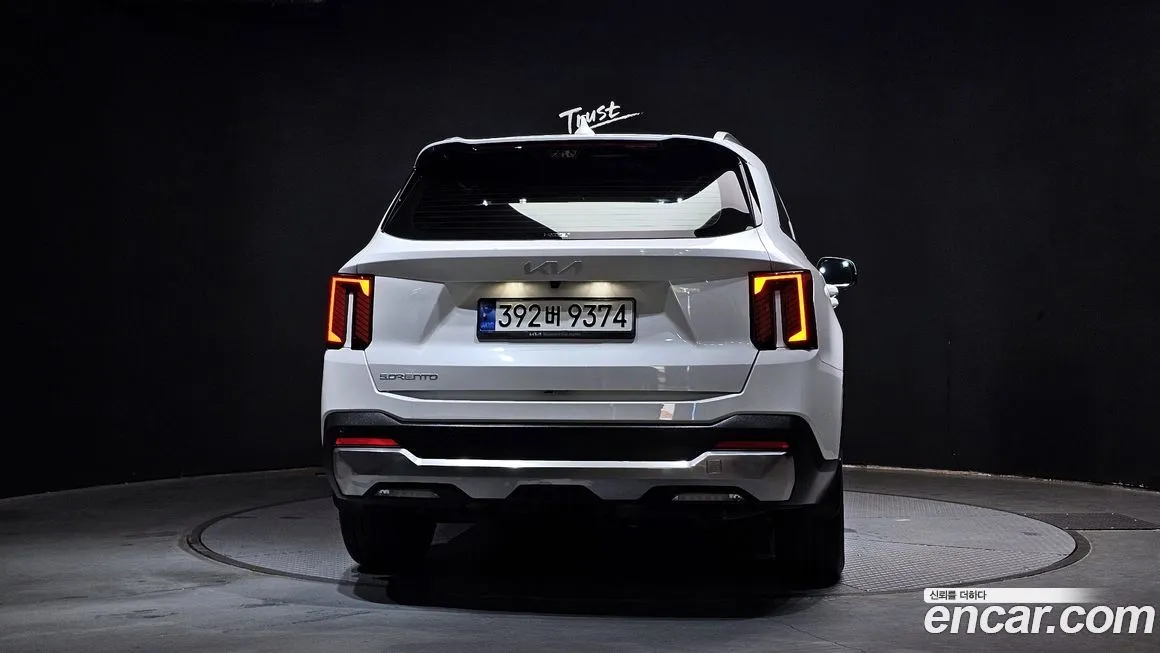Kia Sorento — фото 6