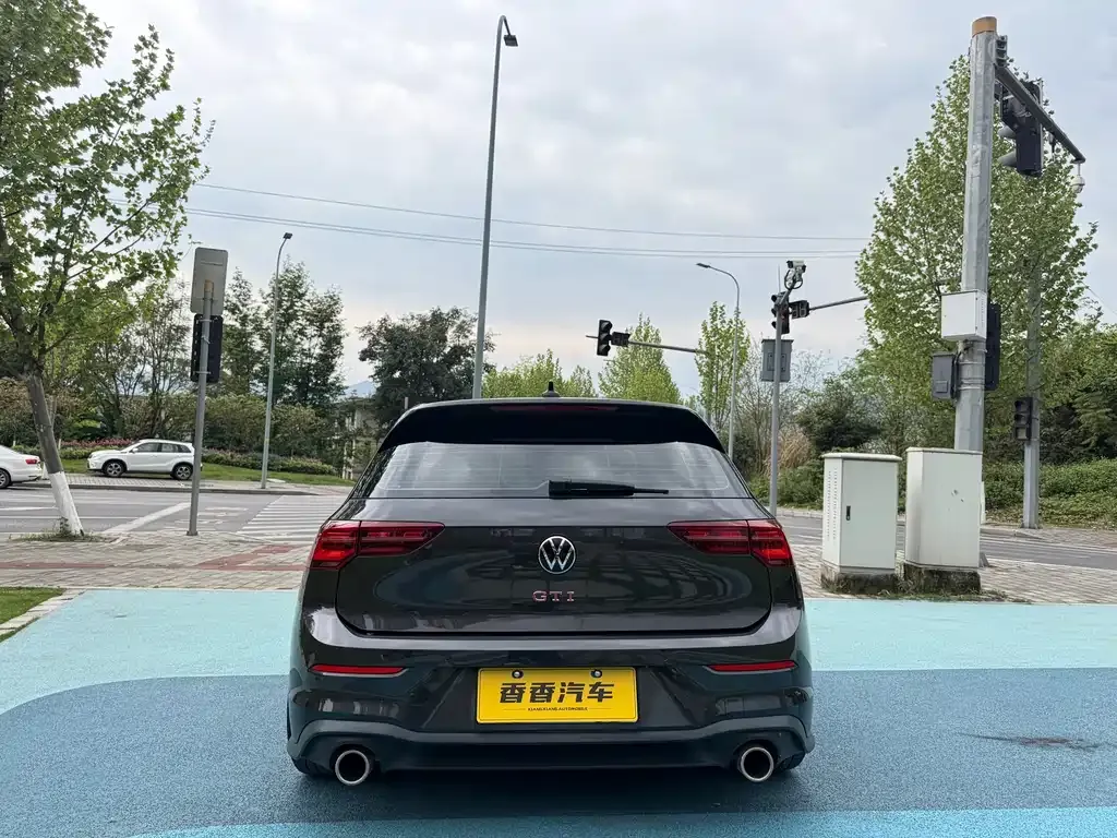 Volkswagen Golf GTI — фото 9