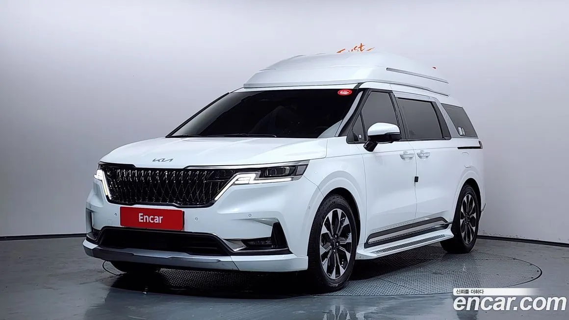 Kia Carnival — фото 1