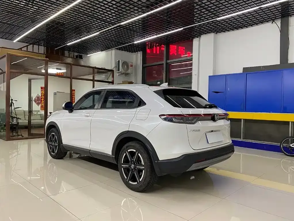 Honda Vezel 2023 из CN, фото 3
