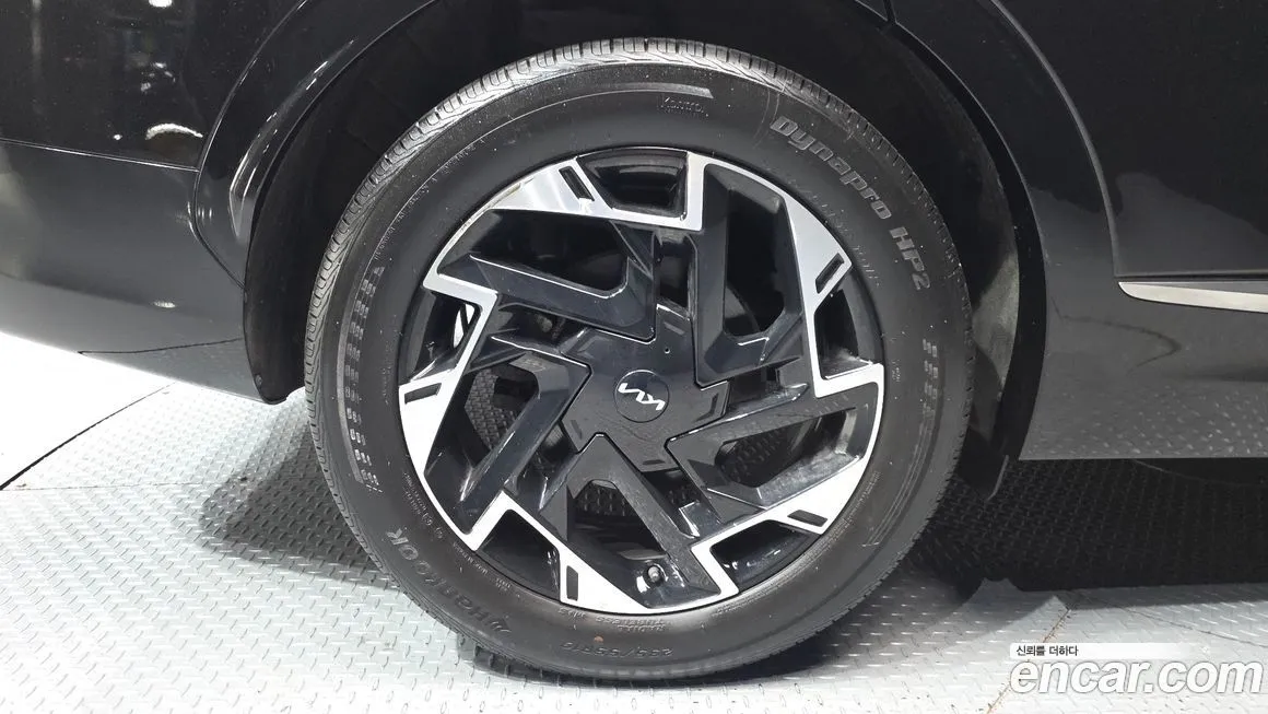 Kia Sportage — фото 10