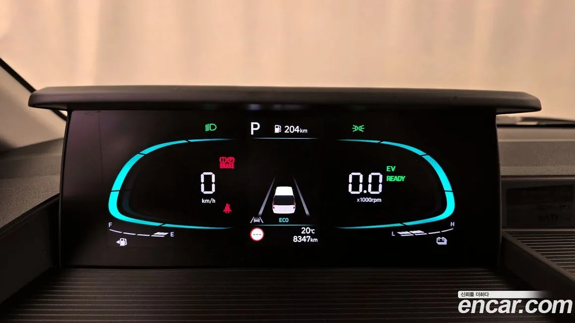 Hyundai Staria 2025 из KR, фото 3