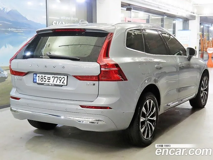 Volvo XC60 — фото 3
