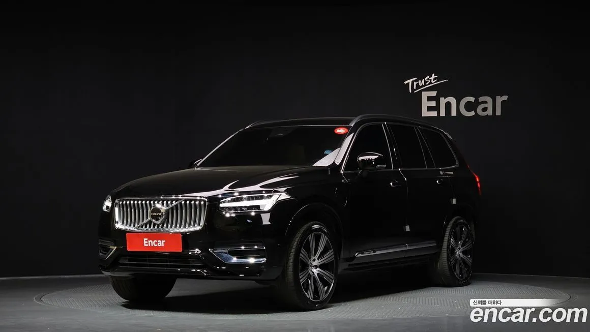 Volvo XC90 — фото 1