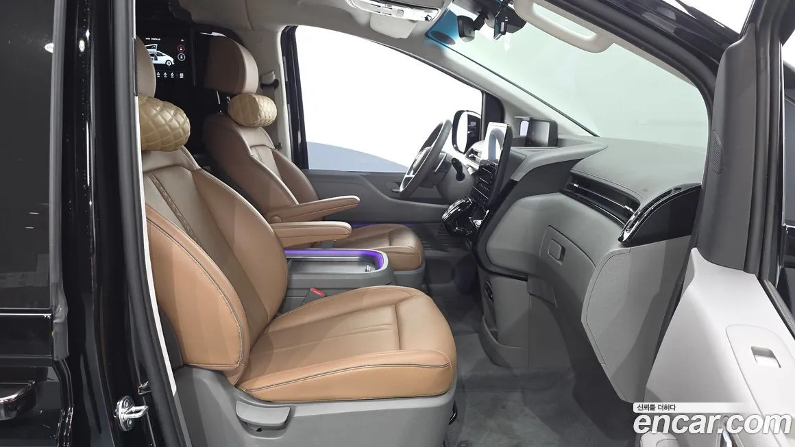 Hyundai Staria 2023 из KR, фото 10