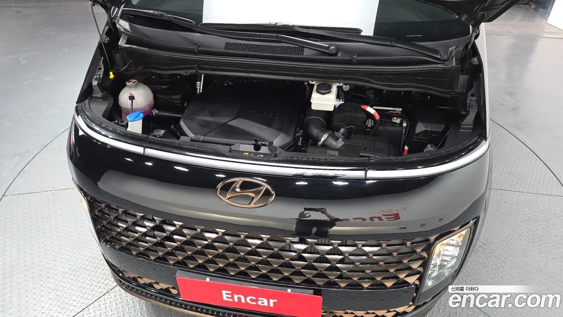 Hyundai Staria 2023 из KR, фото 6