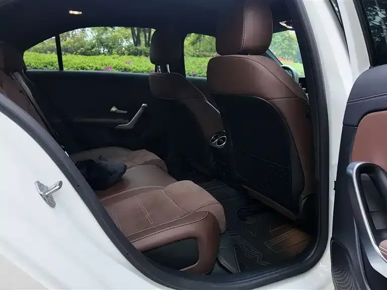 Mercedes-Benz A-Class 2023 из CN, фото 4