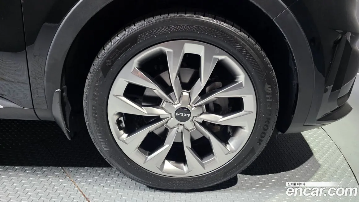 Kia Sorento — фото 8