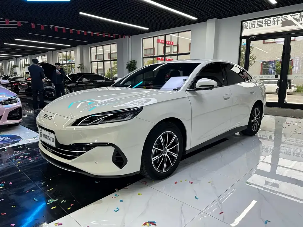 BYD Seal 06 — фото 1