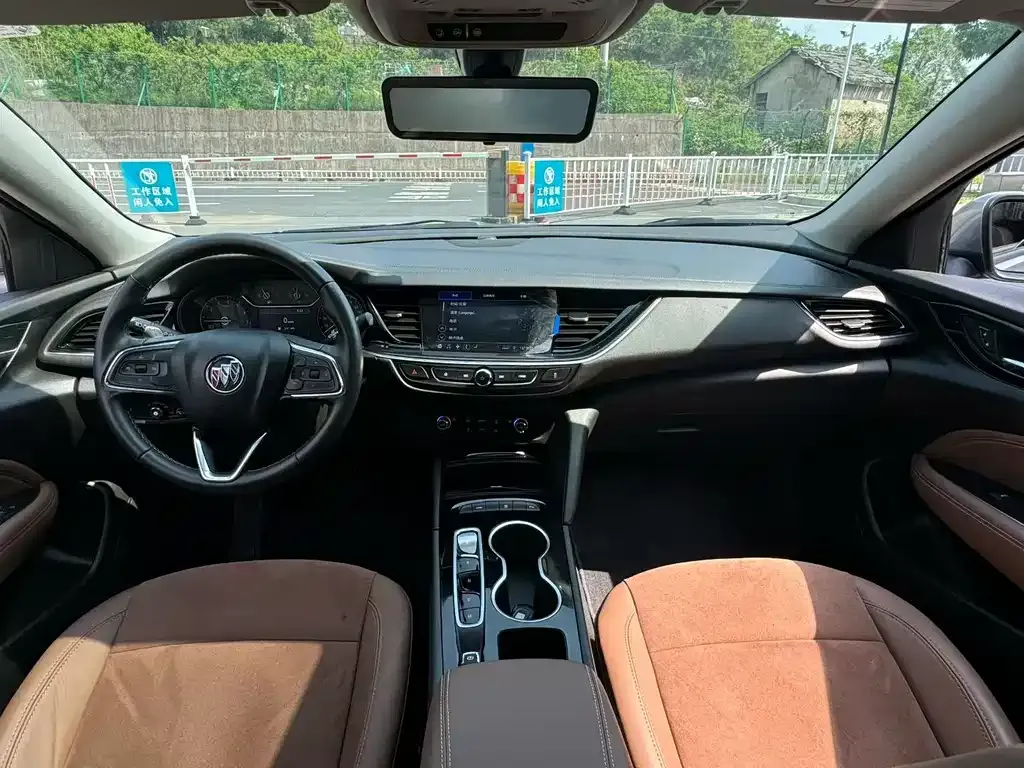 Buick Regal 2023 из CN, фото 2