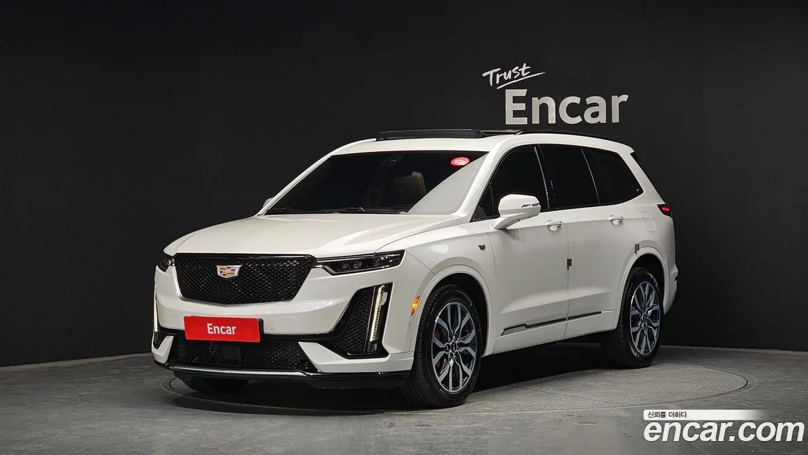 Cadillac XT6