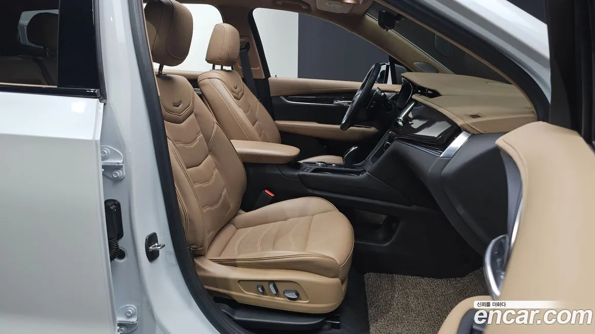 Cadillac XT6 2023 из KR, фото 7