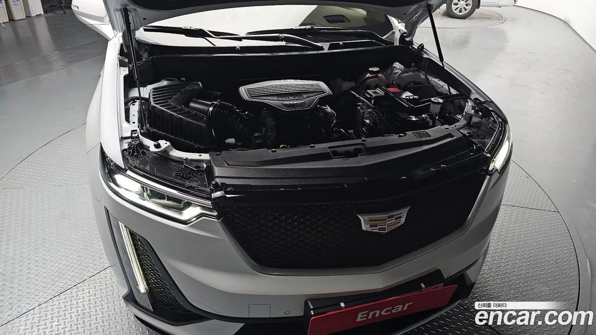 Cadillac XT6 2023 из KR, фото 10