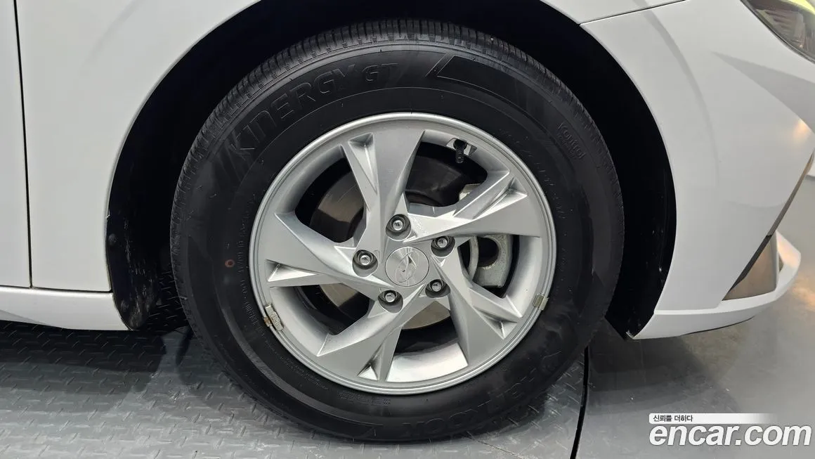 Hyundai AVANTE 2022 из KR, фото 3